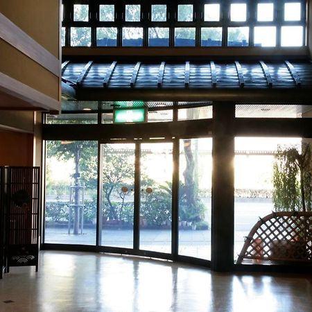 Izumiya Ryokan Киото Экстерьер фото