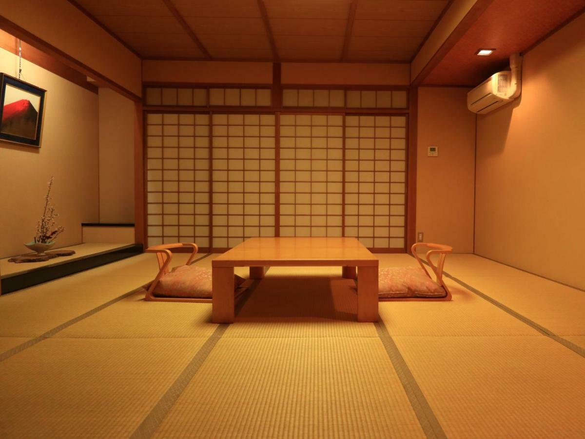 Izumiya Ryokan Киото Экстерьер фото