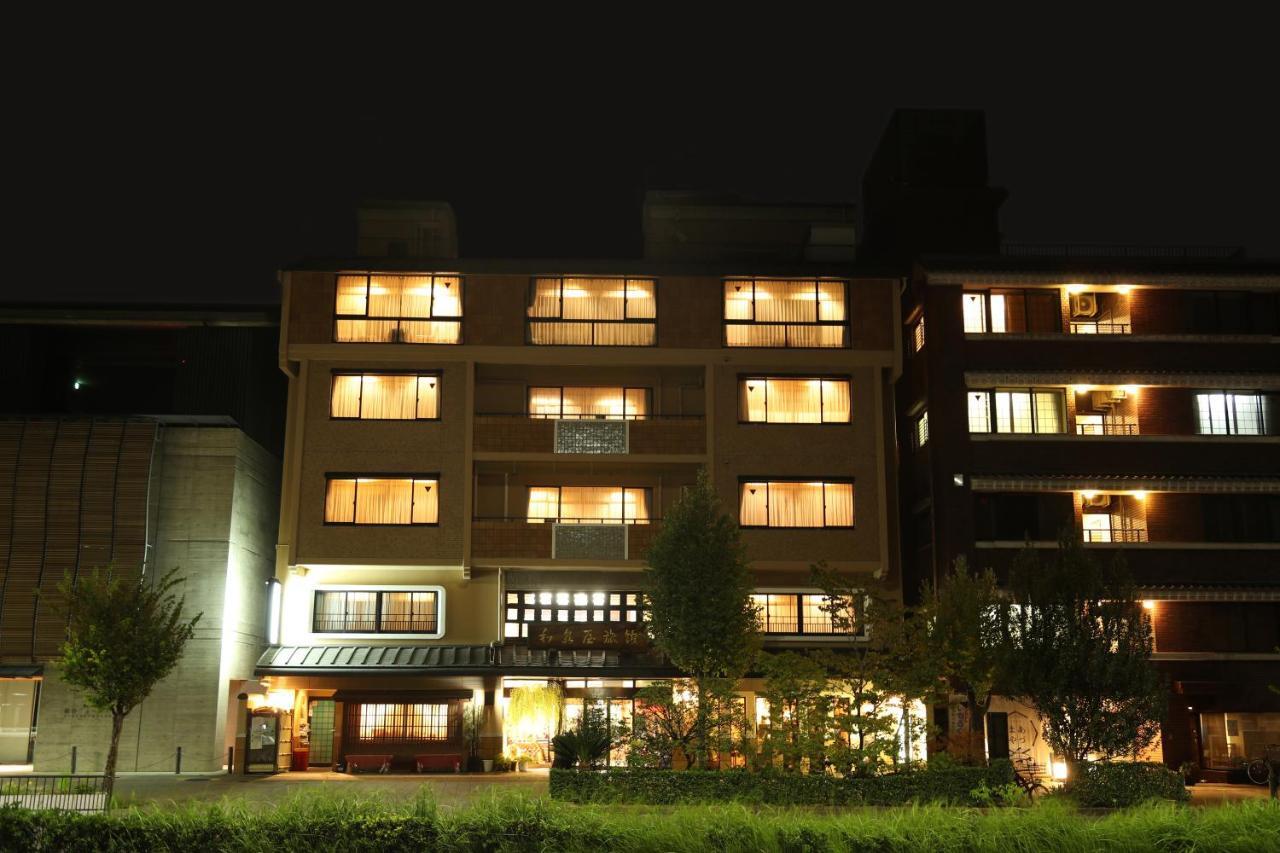 Izumiya Ryokan Киото Экстерьер фото